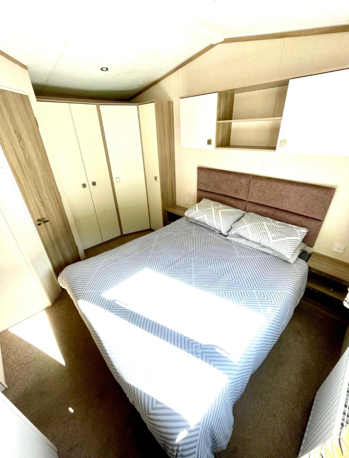 Сasa de vacaciones Platinium Standard Luxury And Modern Static Caravan At Clarach Bay Aberystwyth