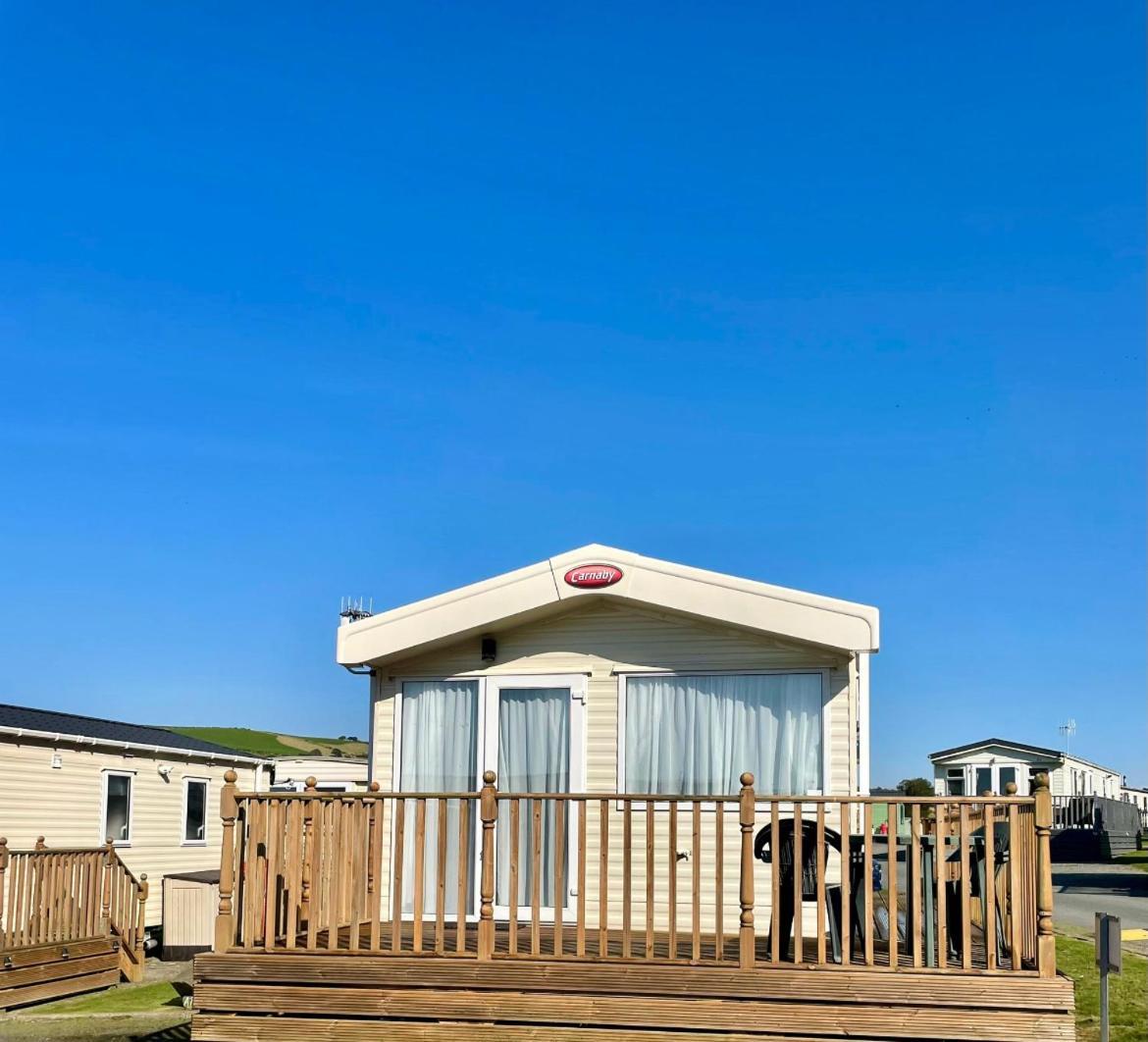 Сasa de vacaciones Platinium Standard Luxury And Modern Static Caravan At Clarach Bay